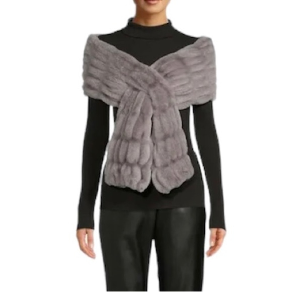 Scarf Faux Fur Blanket Scarf Gray Scoop NWT
